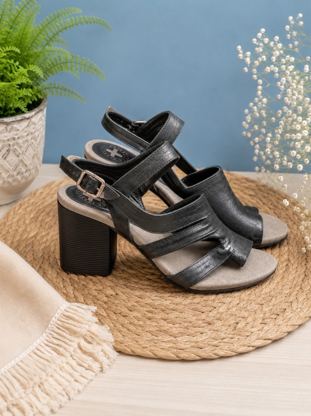 Fiorentini + Baker Italy Black Leather Block Heel Sandals EU 39